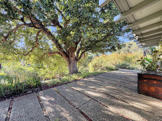 925 Monarch Drive, La Canada Flintridge, CA 91011