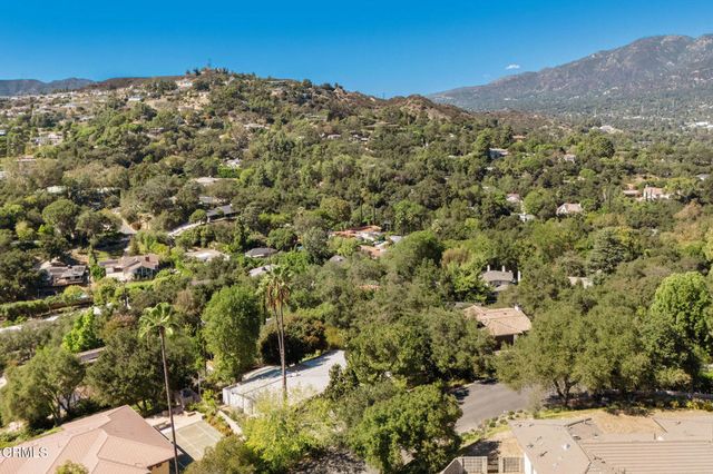 925 Monarch Drive, La Canada Flintridge, CA 91011