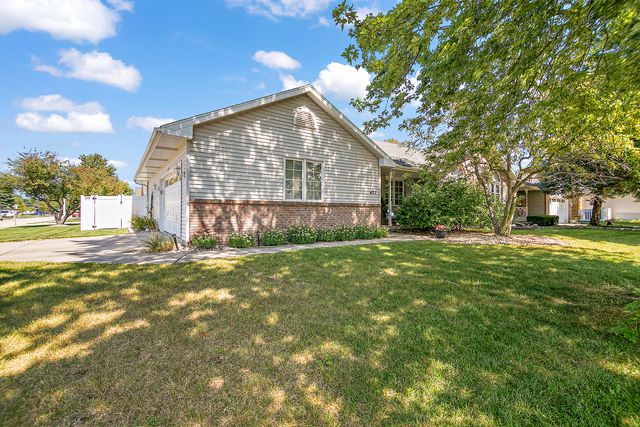 427 Hesburgh Drive, Manteno, IL 60950