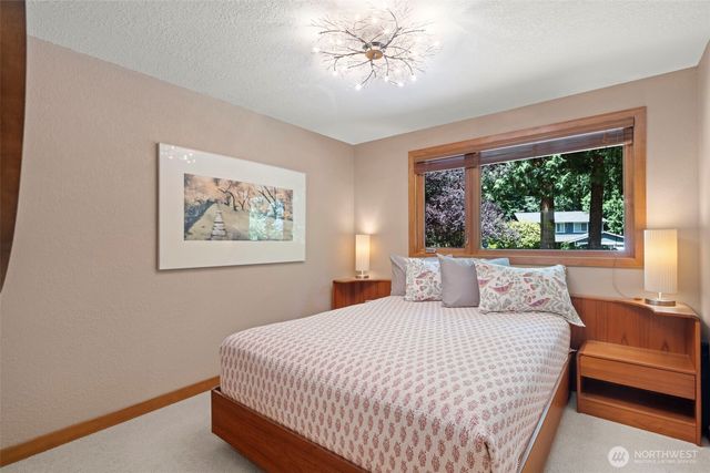 13301 NE 190th Place, Woodinville, WA 98072