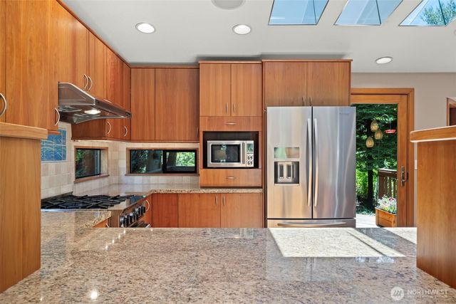 13301 NE 190th Place, Woodinville, WA 98072