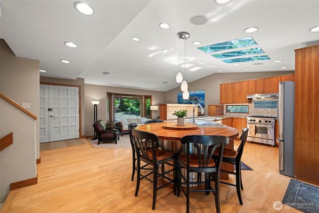 13301 NE 190th Place, Woodinville, WA 98072