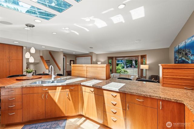 13301 NE 190th Place, Woodinville, WA 98072