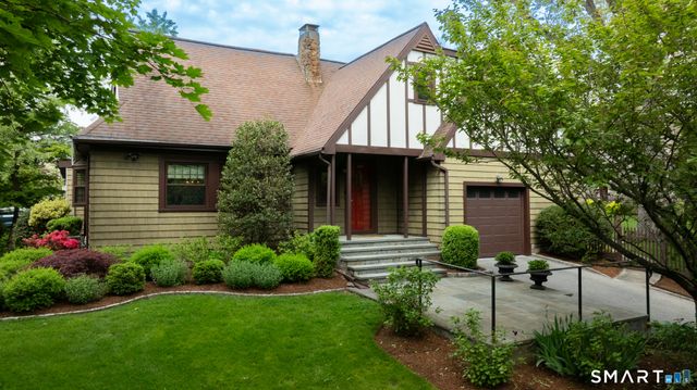 6 Bon Air Avenue, Stamford, CT 06907
