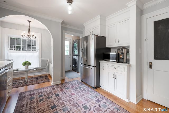 6 Bon Air Avenue, Stamford, CT 06907