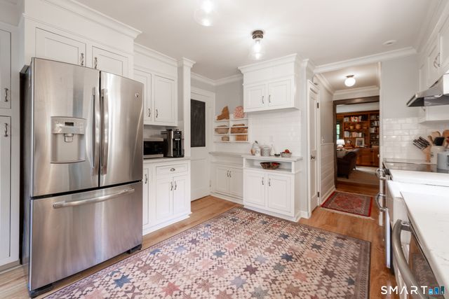 6 Bon Air Avenue, Stamford, CT 06907