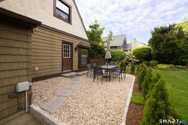 6 Bon Air Avenue, Stamford, CT 06907