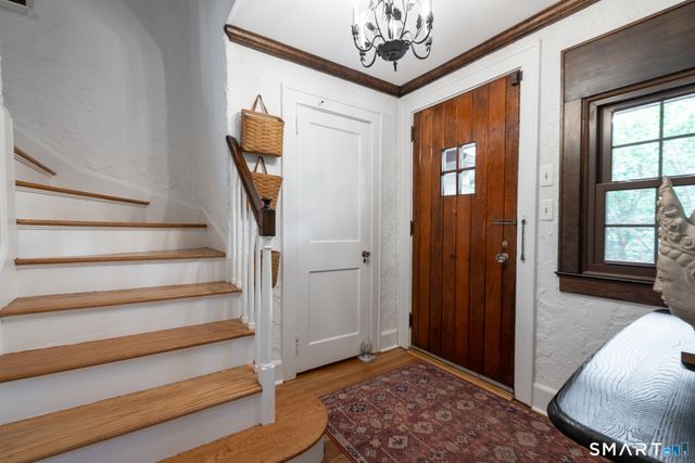 6 Bon Air Avenue, Stamford, CT 06907