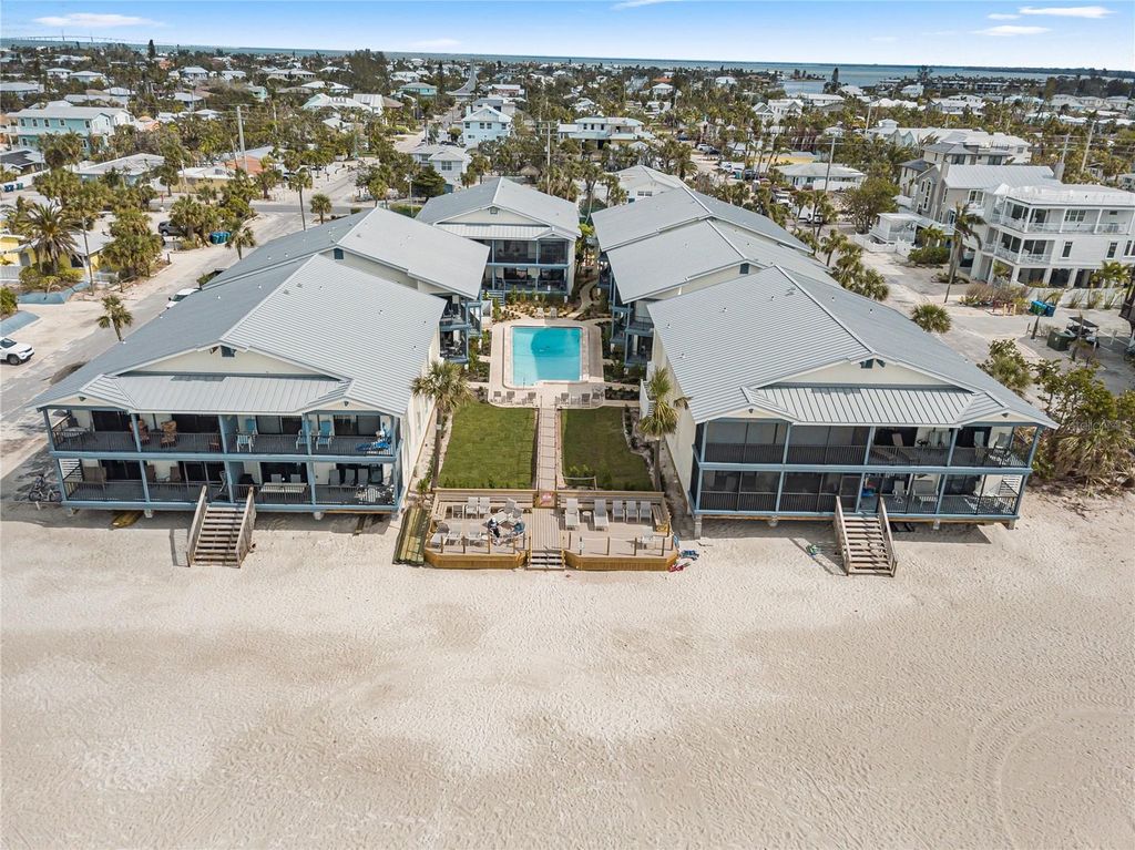 6700 GULF DRIVE B8, HOLMES BEACH, FL 34217 — exterior