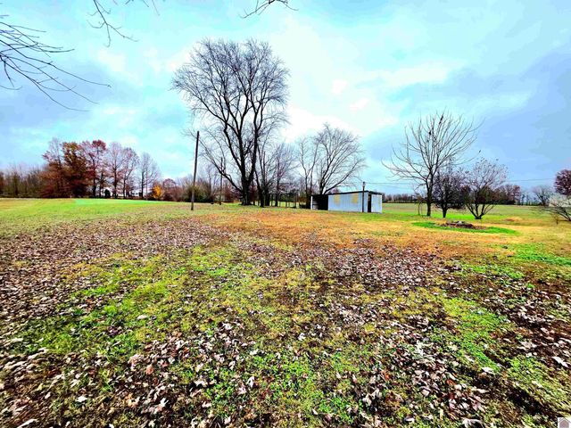 760 Highway 83, Mayfield, KY 42066