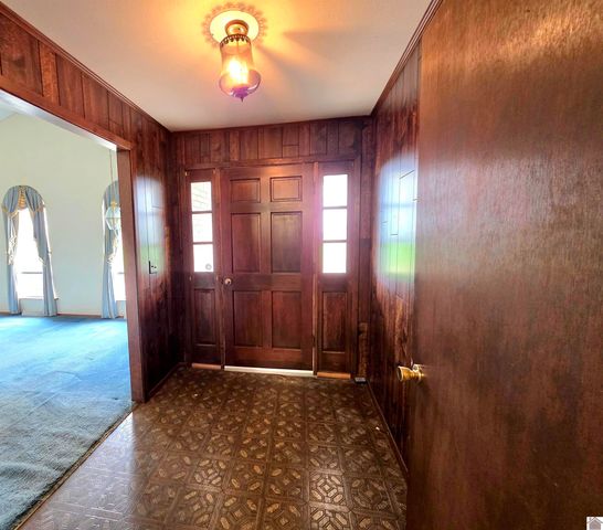 760 Highway 83, Mayfield, KY 42066