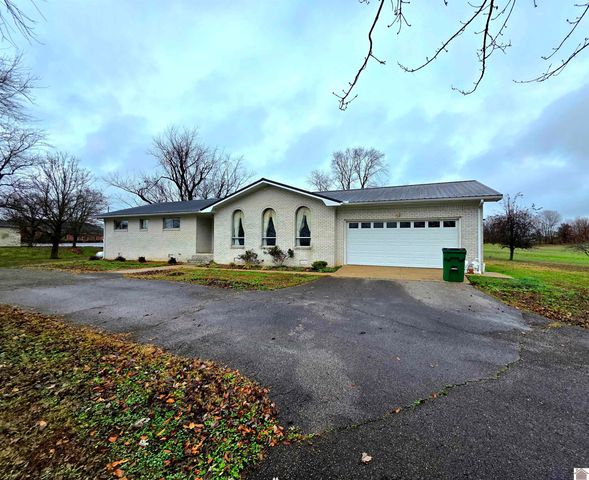 760 Highway 83, Mayfield, KY 42066