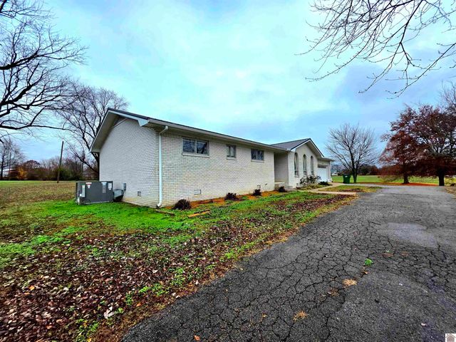 760 Highway 83, Mayfield, KY 42066