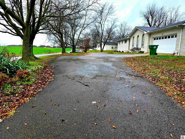 760 Highway 83, Mayfield, KY 42066