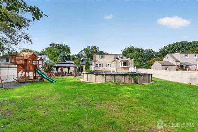36 Sherwood Avenue, East Brunswick, NJ 08816