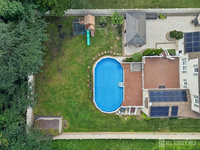 36 Sherwood Avenue, East Brunswick, NJ 08816