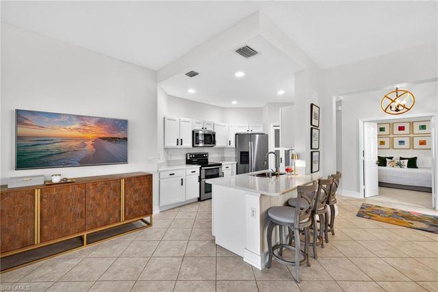 6867 Sterling Greens DR 101, Naples, FL 34104