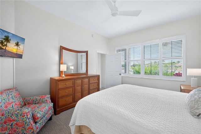 6867 Sterling Greens DR 101, Naples, FL 34104