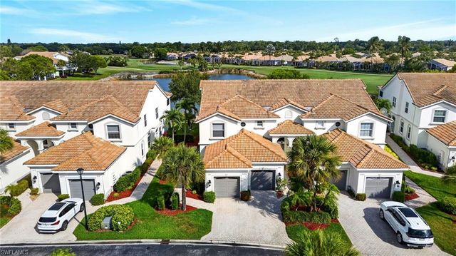 6867 Sterling Greens DR 101, Naples, FL 34104