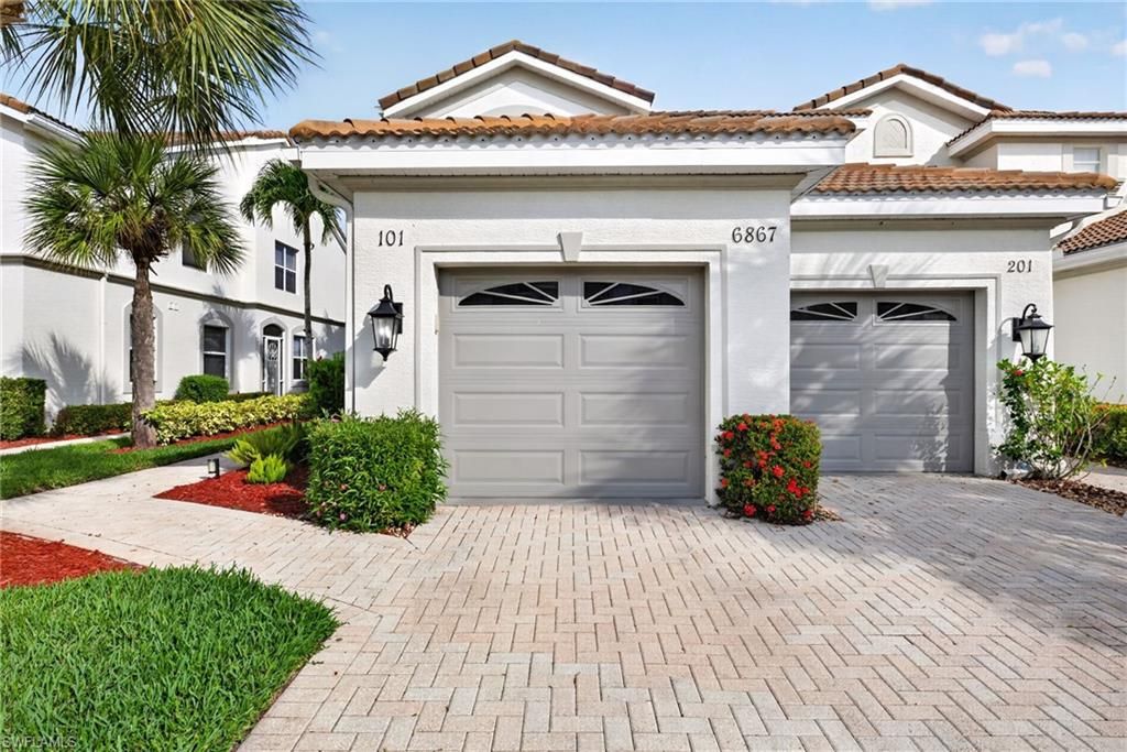 6867 Sterling Greens DR 101, Naples, FL 34104