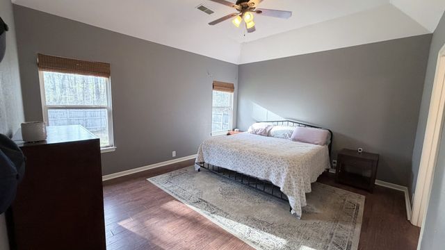 218 Foster Dr, White House, TN 37188