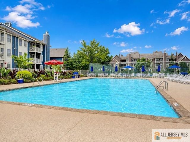19 Lear Court, East Brunswick, NJ 08816