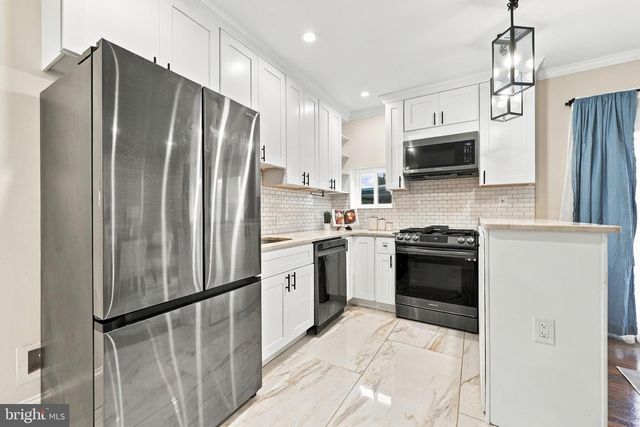 420 S 49TH ST, Philadelphia, PA 19143