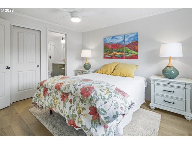 9624 Sw 52ND Ave, Portland, OR 97219