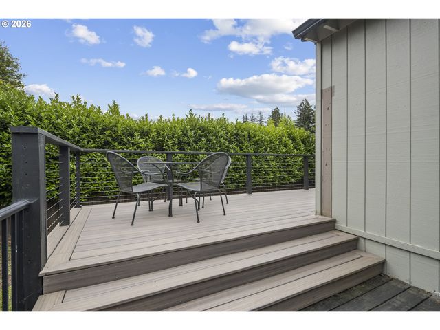 9624 Sw 52ND Ave, Portland, OR 97219