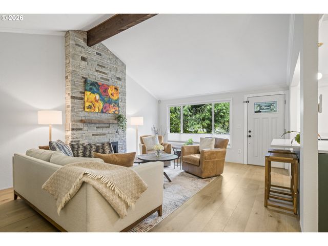 9624 Sw 52ND Ave, Portland, OR 97219