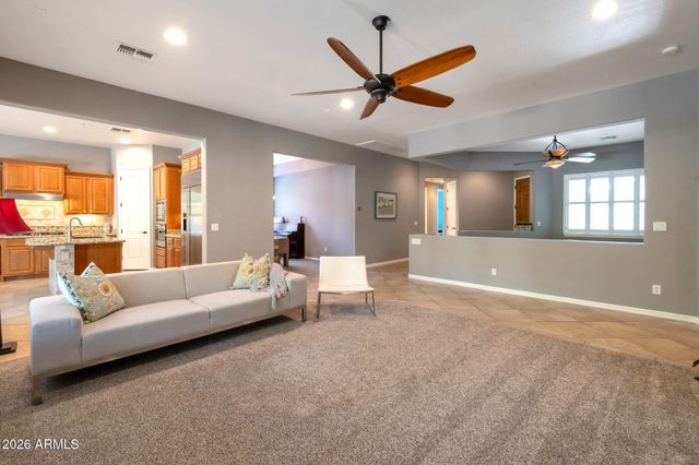 3380 S HOLGUIN Way, Chandler, AZ 85248