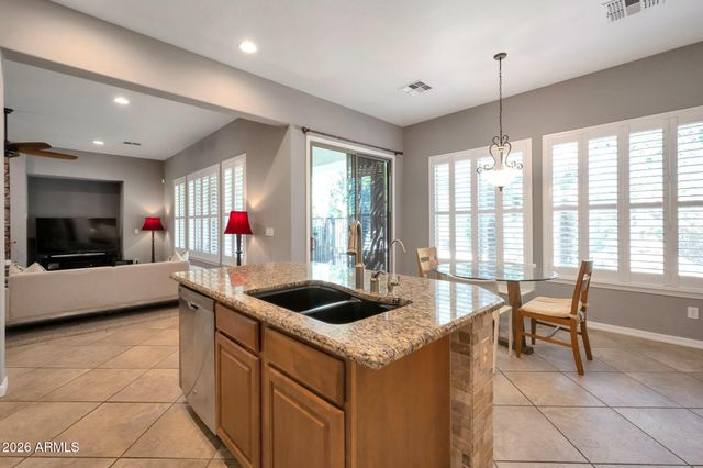 3380 S HOLGUIN Way, Chandler, AZ 85248