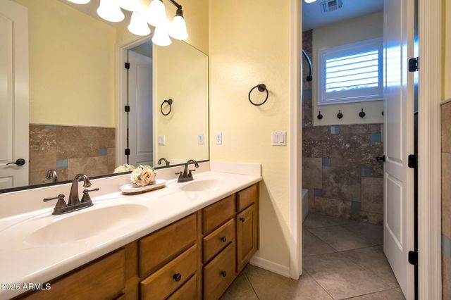 3380 S HOLGUIN Way, Chandler, AZ 85248