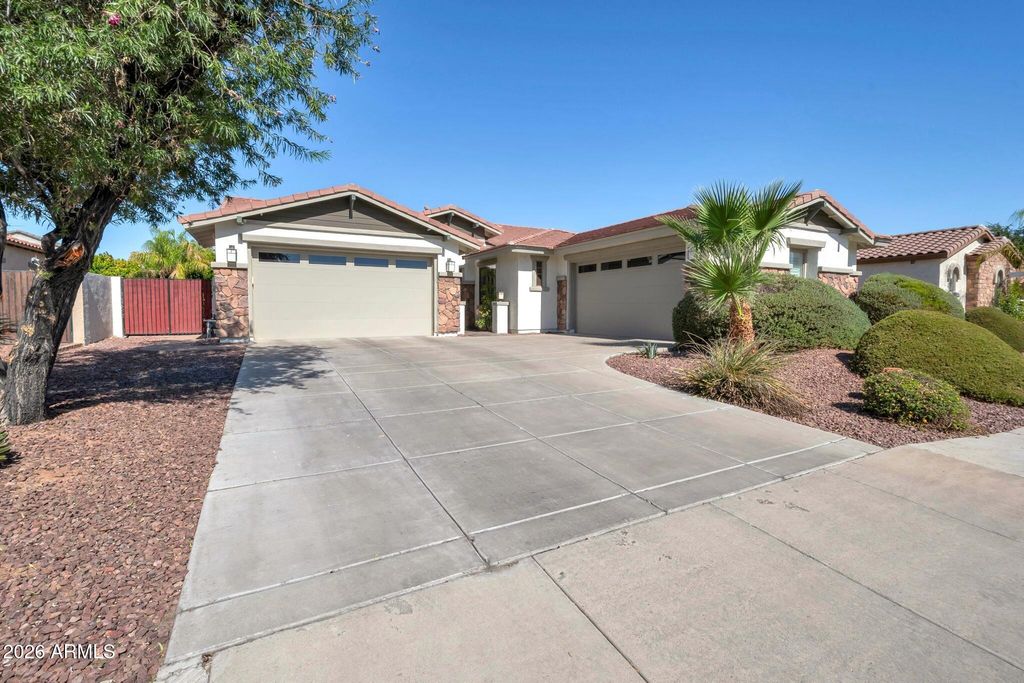3380 S HOLGUIN Way, Chandler, AZ 85248