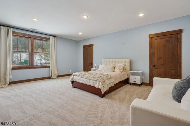 89 Mosle Rd, Peapack Gladstone Boro, NJ 07931