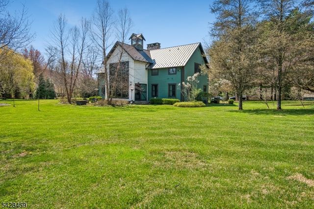 89 Mosle Rd, Peapack Gladstone Boro, NJ 07931