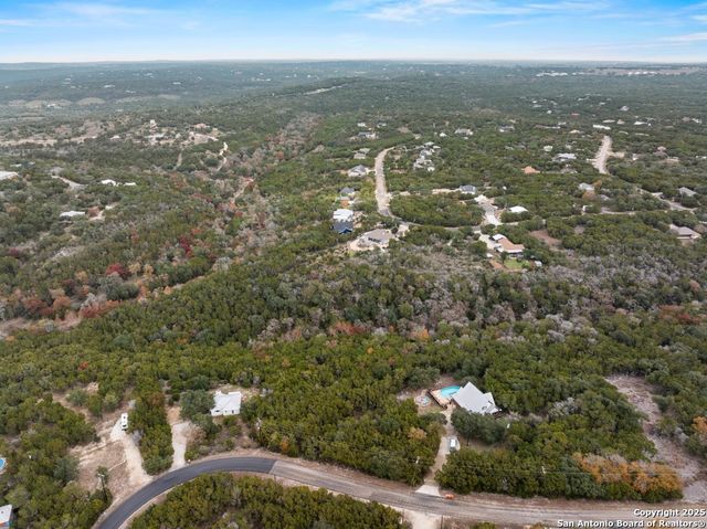 1361 Hilltop Oaks, New Braunfels, TX 78132