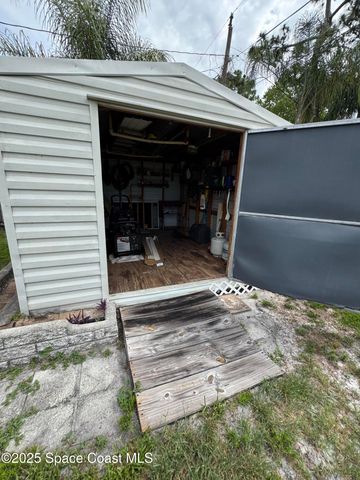 157 Lehigh Avenue SE, Palm Bay, FL 32909