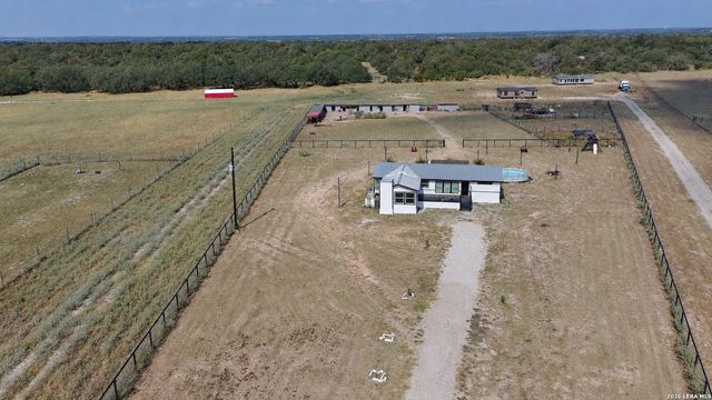 223 CR 6812, Natalia, TX 78059