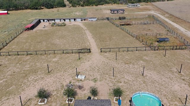 223 CR 6812, Natalia, TX 78059