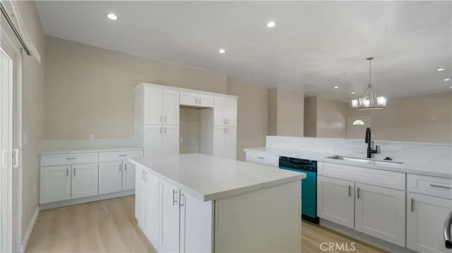 6586 Lupine, 29 Palms, CA 92277
