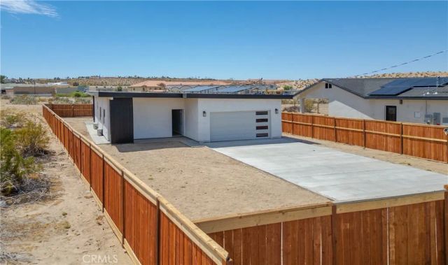 6586 Lupine, 29 Palms, CA 92277