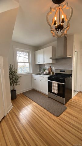 127 Maple Avenue 3, Rye, NY 10580