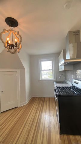 127 Maple Avenue 3, Rye, NY 10580