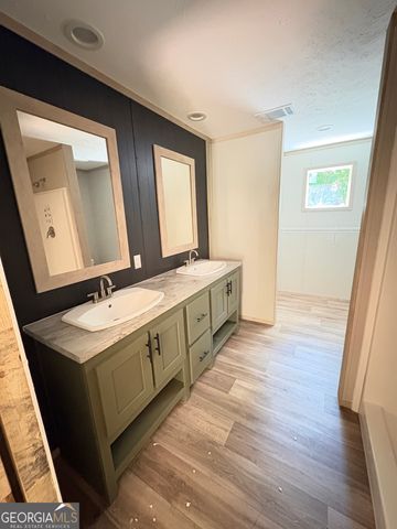 1020 Neal Road, Commerce, GA 30530