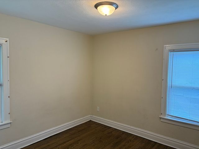 1101 N Ash Street, Waukegan, IL 60085