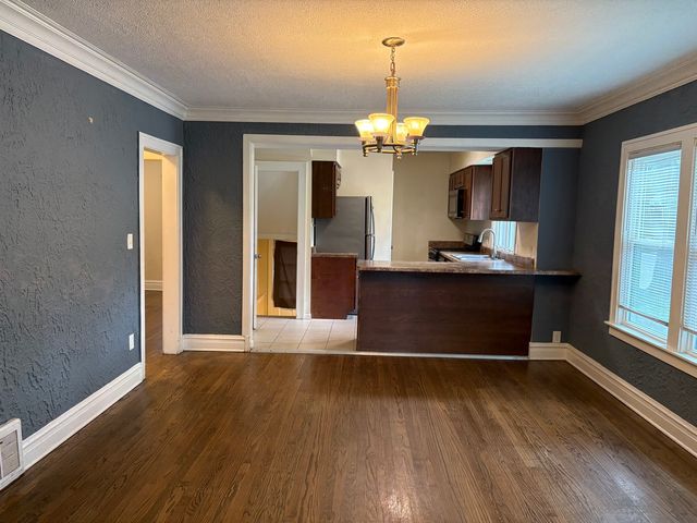 1101 N Ash Street, Waukegan, IL 60085