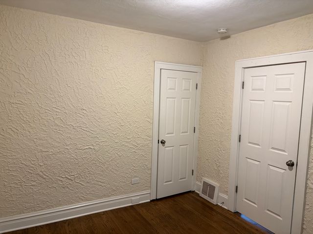 1101 N Ash Street, Waukegan, IL 60085