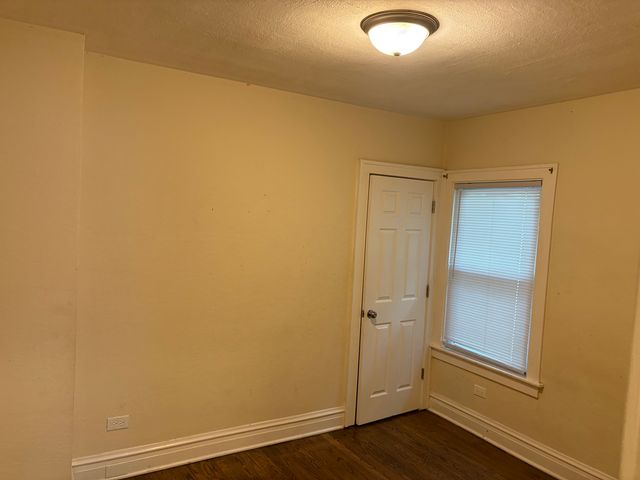 1101 N Ash Street, Waukegan, IL 60085