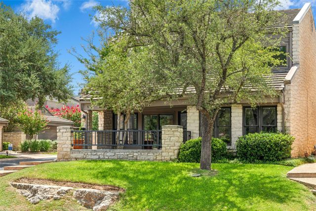 103 Birdie DR, The Hills, TX 78738